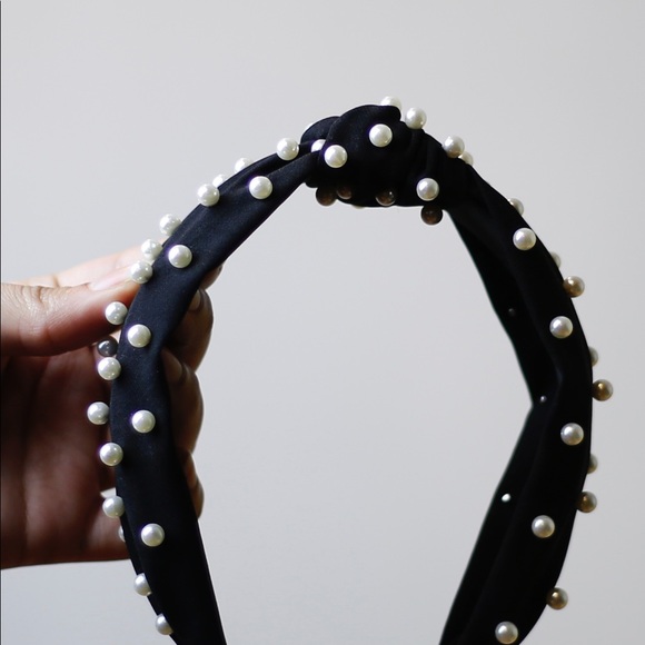 Crown - Picture 3 of 4